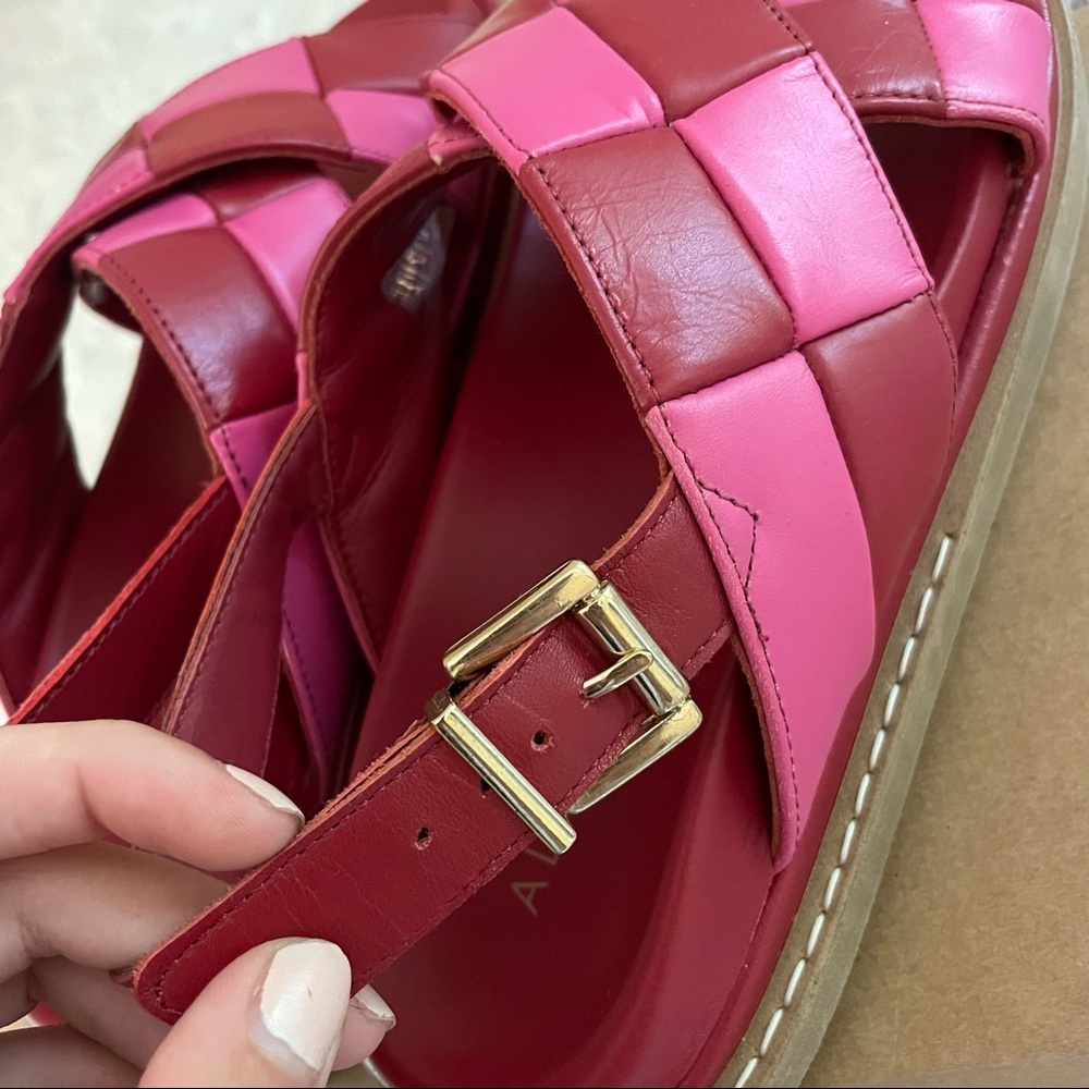NWT Alohas Marshmallow Scacchi Sandal in Red & Pink - Picture 6 of 12